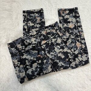 Lululemon Wunder Under Crop 21” 6